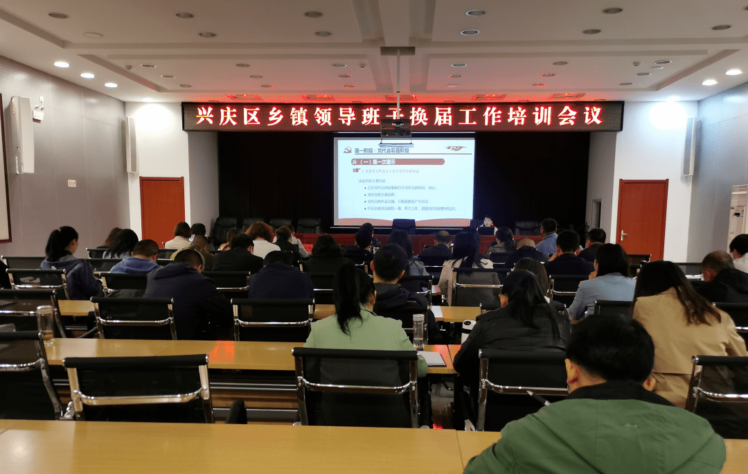 紅海灣最新領(lǐng)導(dǎo)班子,紅海灣畔的溫馨日常，領(lǐng)導(dǎo)班子的故事